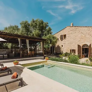 https://llucamar-sant-llorenc-des-cardassar.allmallorcahotels.com